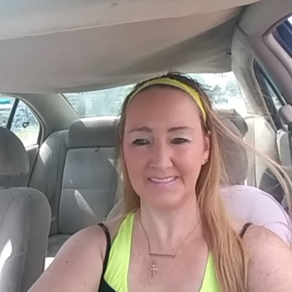 Meet your Posher, Beth